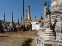 Stupas de Shwee Inn Thein